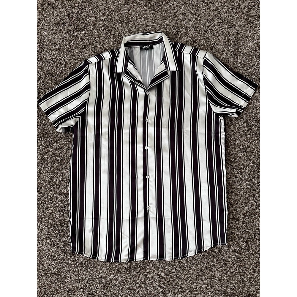 Boohoo Man Medium cream and black striped button collar shirt